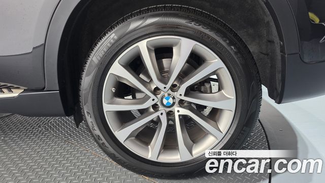 BMW X6 (F16) xDrive 30d 2017 — фото 27
