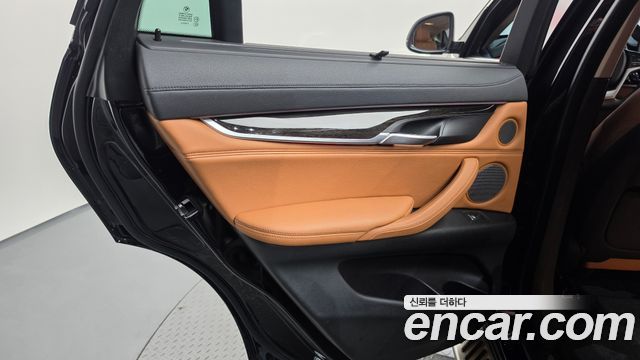 BMW X6 (F16) xDrive 30d 2017 — фото 31