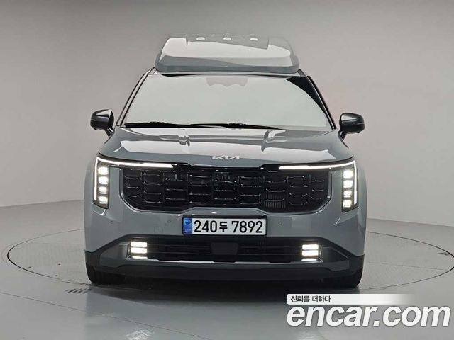 Kia Carnival (IV) HEV 9-Seater Hi-Limousine (Special vehicle) 2024 — фото 2