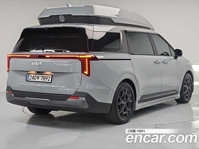Kia Carnival (IV) HEV 9-Seater Hi-Limousine (Special vehicle) 2024 — фото 4