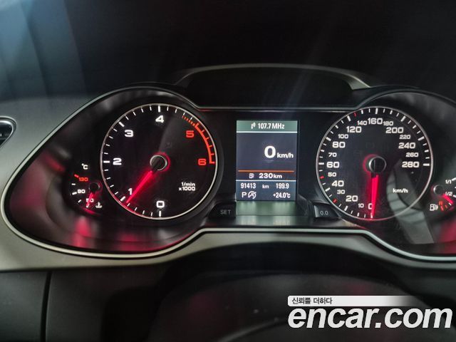 Audi A4 2.0 TDI Quattro Dynamic B8 2014 — фото 10