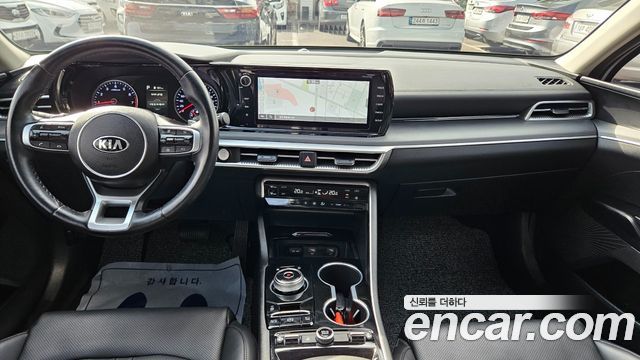 Kia K5 (III) 2.0 Prestige 2021 — фото 19