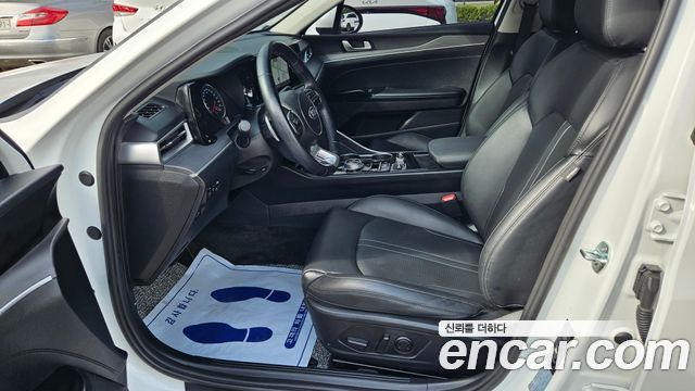 Kia K5 (III) 2.0 Prestige 2021 — фото 22