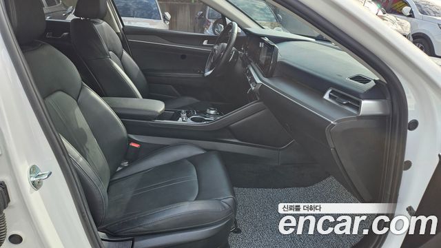 Kia K5 (III) 2.0 Prestige 2021 — фото 23
