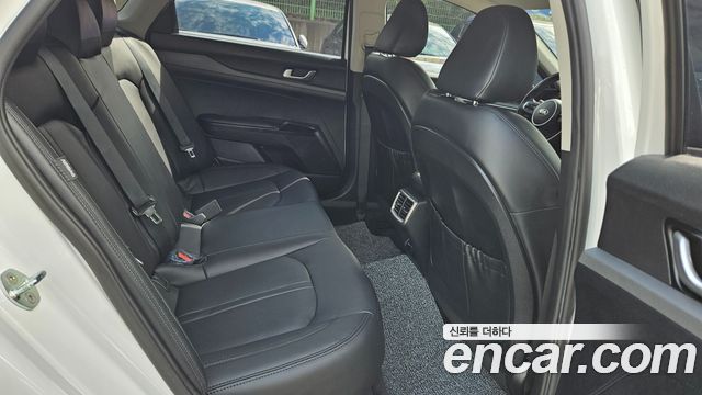 Kia K5 (III) 2.0 Prestige 2021 — фото 24
