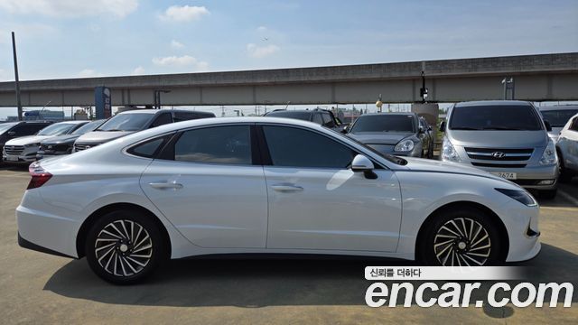 Hyundai Sonata Hybrid (DN8) Inspiration 2021 — фото 22