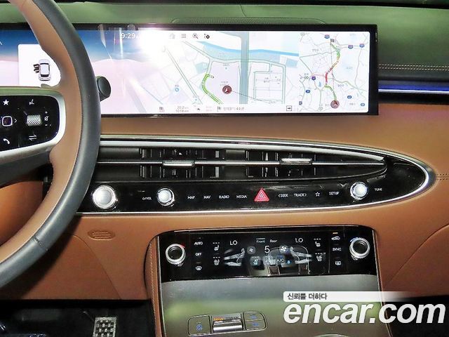 Genesis GV70 3.5T Gasoline AWD 2025 — фото 15