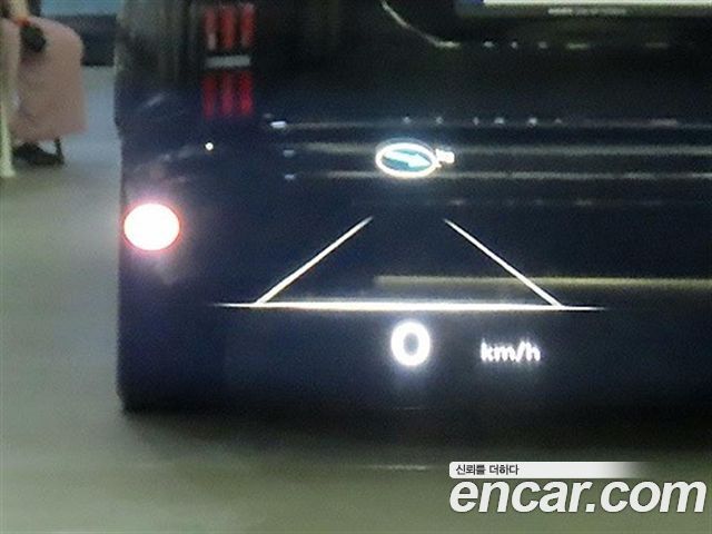 Genesis GV70 3.5T Gasoline AWD 2025 — фото 17