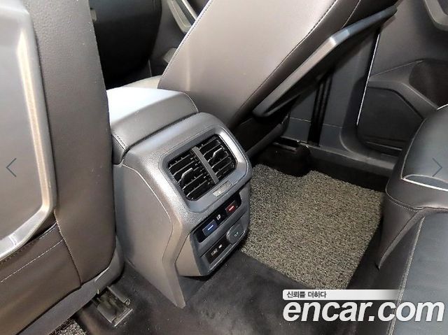 Volkswagen Tiguan (II) 2.0 TDI Premium 2020 — фото 20