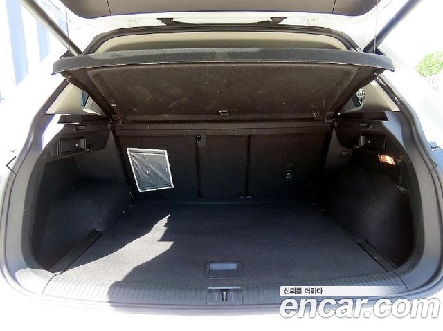 Volkswagen Tiguan (II) 2.0 TDI Premium 2020 — фото 22