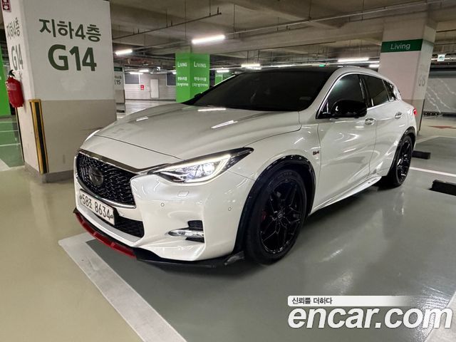 Infiniti Q30 2.0 Exclusive
