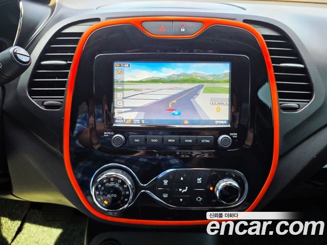 Renault Korea QM3 RE 2015 — фото 17