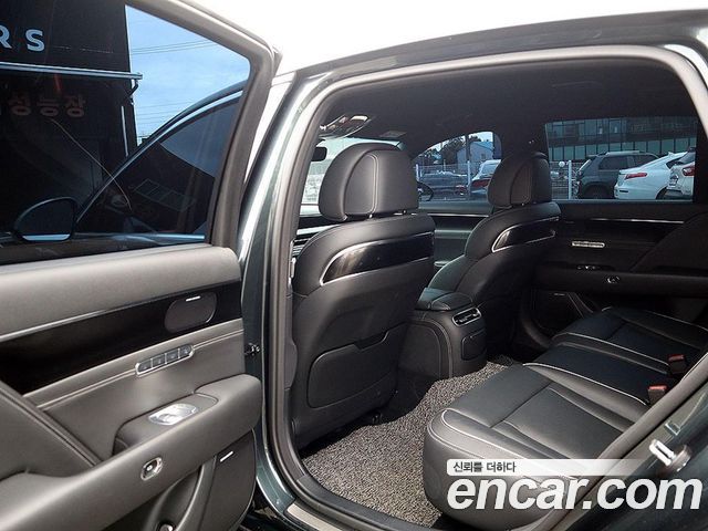 Genesis G90 (RS4) Gasoline 3.5 Turbo AWD 2022 — фото 21