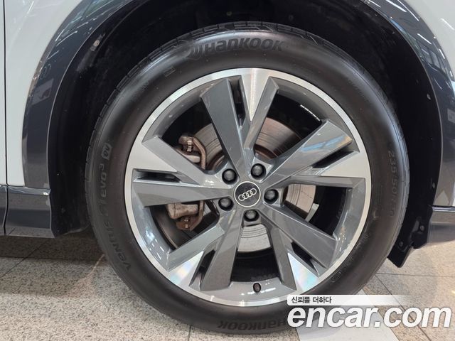 Audi Q4 e-tron (F4) 40 Premium 2022 — фото 9