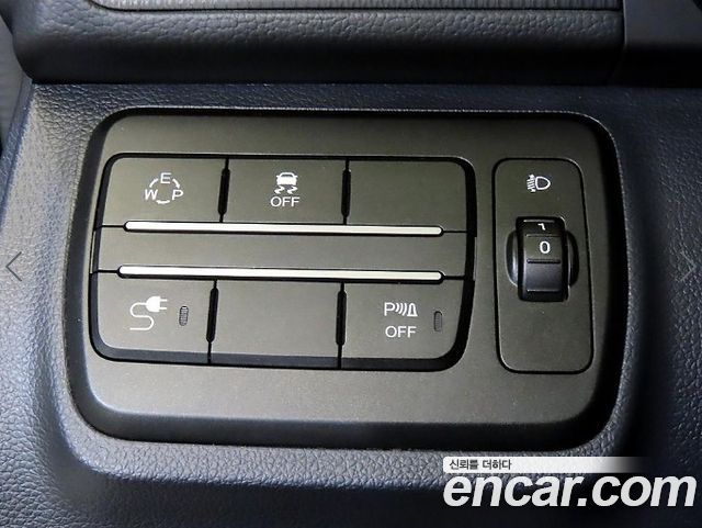 KG Mobility (SsangYong) Tivoli Air Diesel RX 2WD 2016 — фото 18