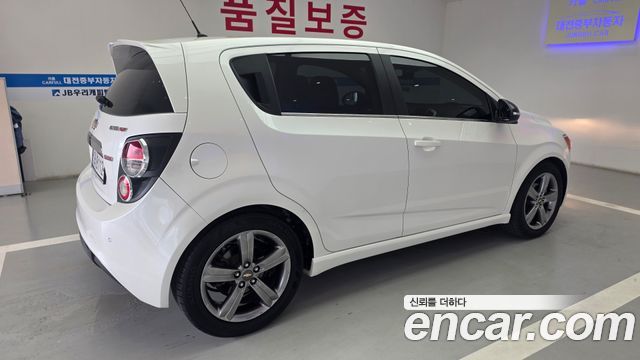 Chevrolet Aveo Hatchback 1.4 Turbo RS 2014 — фото 6
