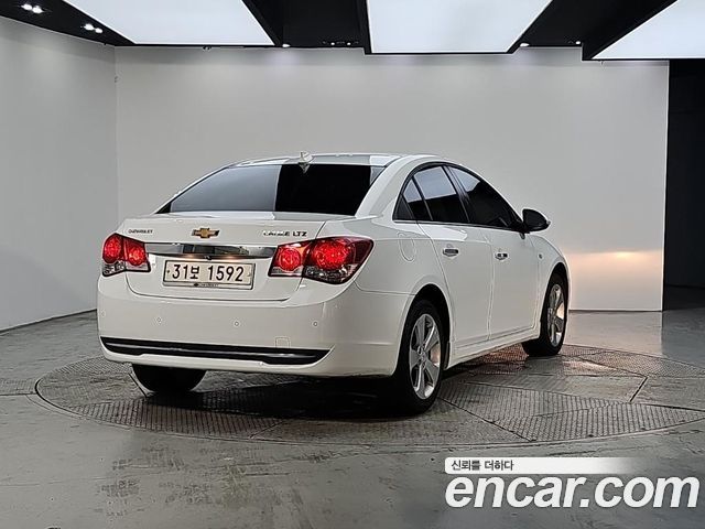 Chevrolet Cruze 1.8 LTZ+ 2012 — фото 4