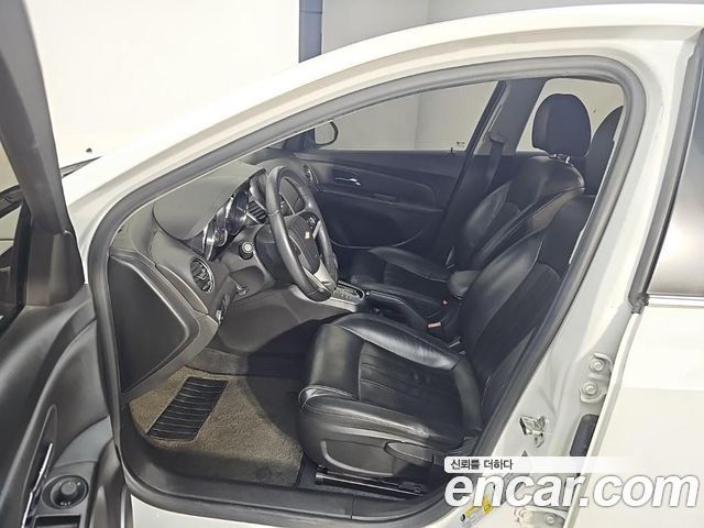 Chevrolet Cruze 1.8 LTZ+ 2012 — фото 10