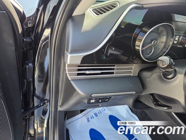 Hyundai Grandeur (IG) 2.5 Premium 2022 — фото 15