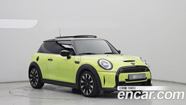 MINI Cooper S Standard Third Generation 2023 — фото 3