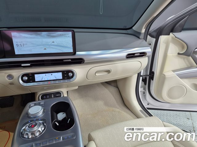 Genesis GV60 Standard AWD 2022 — фото 10