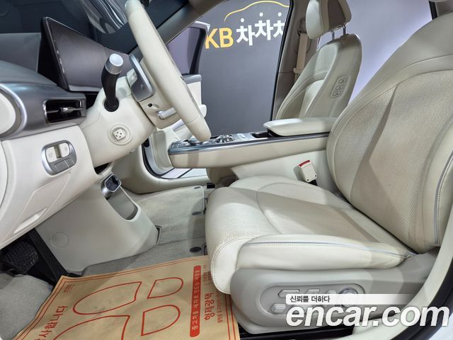 Genesis GV60 Standard AWD 2022 — фото 17