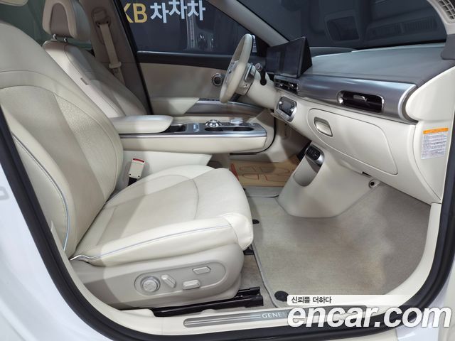 Genesis GV60 Standard AWD 2022 — фото 18