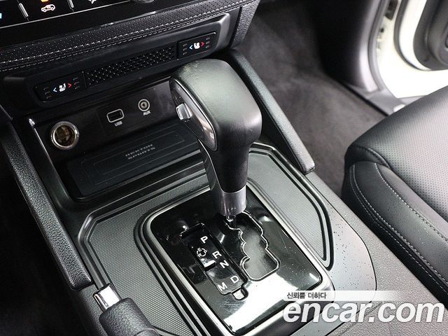 KG Mobility (SsangYong) Rexton Sports Khan Diesel 2.2 4WD Prestige 2021 — фото 8