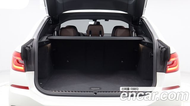 BMW 6 Series GT (G32) 630i xDrive M Sport 2021 — фото 8