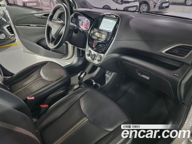 Chevrolet Spark LS 2019 — фото 10