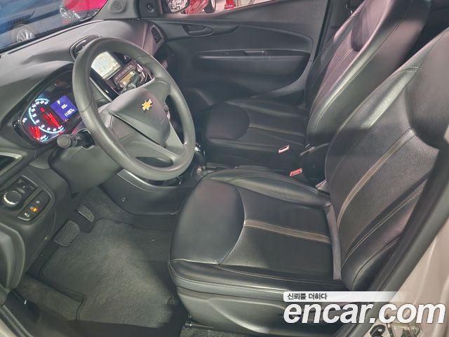 Chevrolet Spark LS 2019 — фото 15
