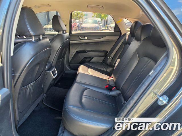 Kia K5 (III) 2.0 Prestige 2022 — фото 16