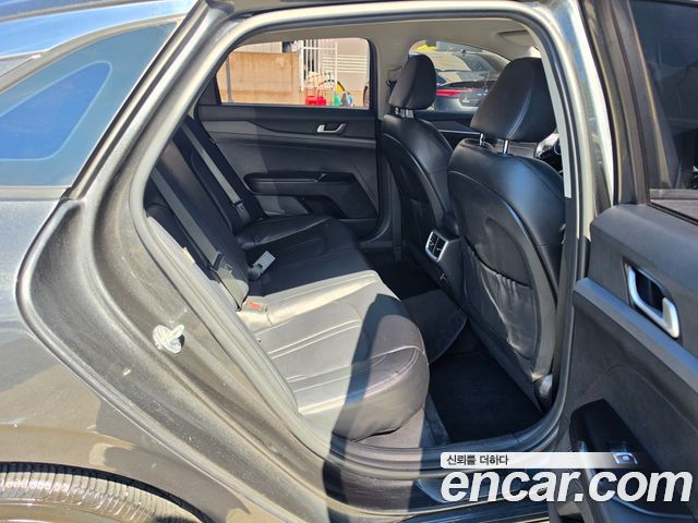 Kia K5 (III) 2.0 Prestige 2022 — фото 17