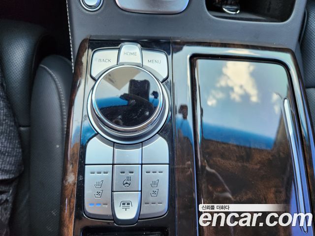 Genesis G90 3.8 AWD Premium Luxury 2019 — фото 18