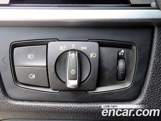 BMW 3 Series (F30) 320i 2012 — фото 17