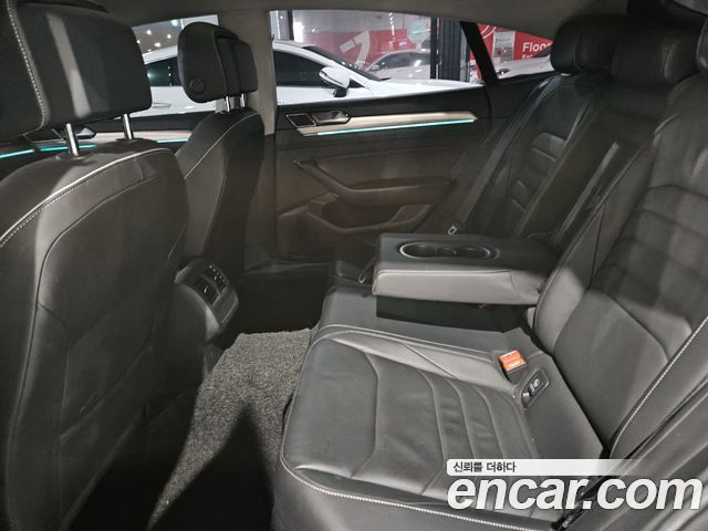 Volkswagen Arteon 2.0 TDI Premium 2020 — фото 6