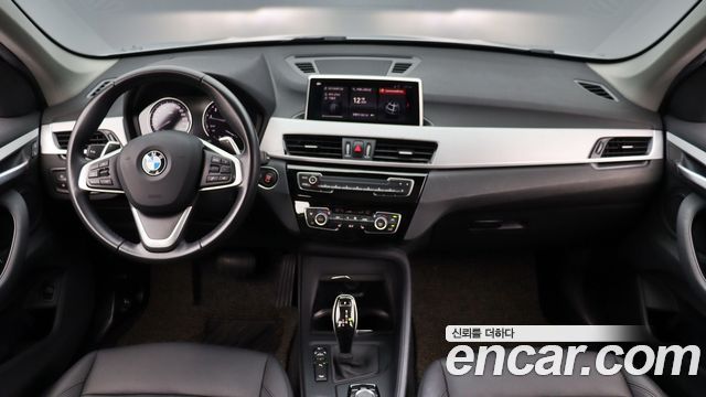BMW X1 (F48) xDrive 20i Advantage 2020 — фото 7
