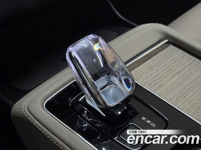 Volvo XC90 (II) T8 Ultra Bright Hybrid 2025 — фото 9