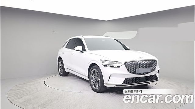 Genesis Electrified (GV70) e-AWD 2022 — фото 2