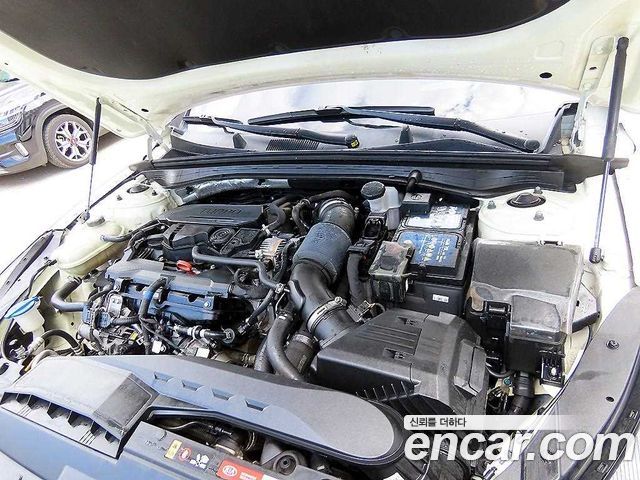 Kia K5 (III) 1.6 Turbo Signature 2020 — фото 23
