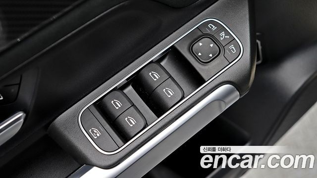 Mercedes-Benz GLB-Class (X247) GLB250 4MATIC 2023 — фото 16