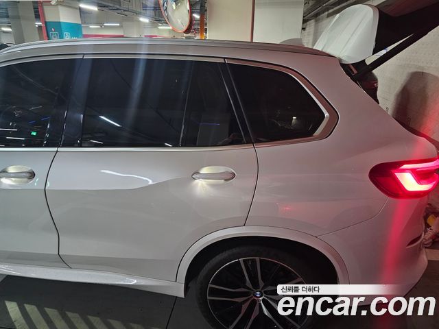 BMW X5 (G05) xDrive 40i M sports Onlie Exclusive Edition 2022 — фото 3