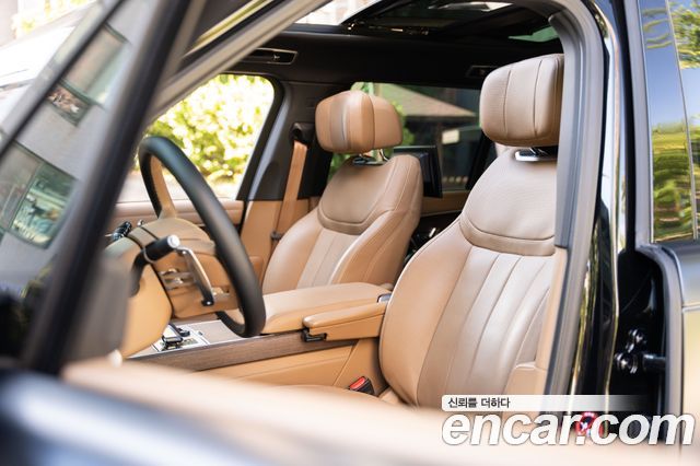 Land Rover Range Rover (V) P530 Autobiography Long Wheel Base 2023 — фото 17