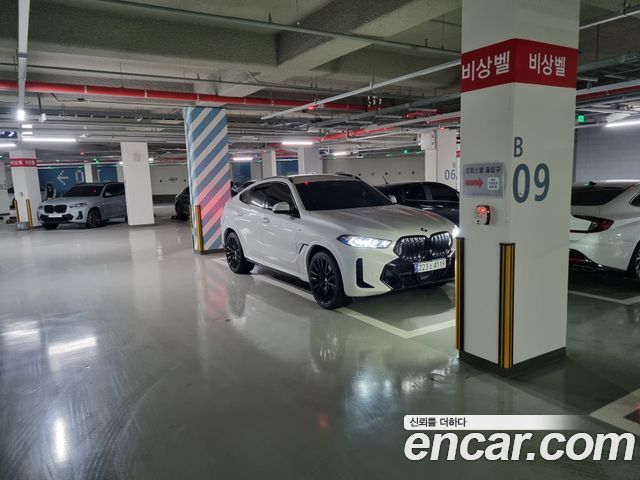 BMW X6 (G06) xDrive40i M Sport 2024 — фото 4