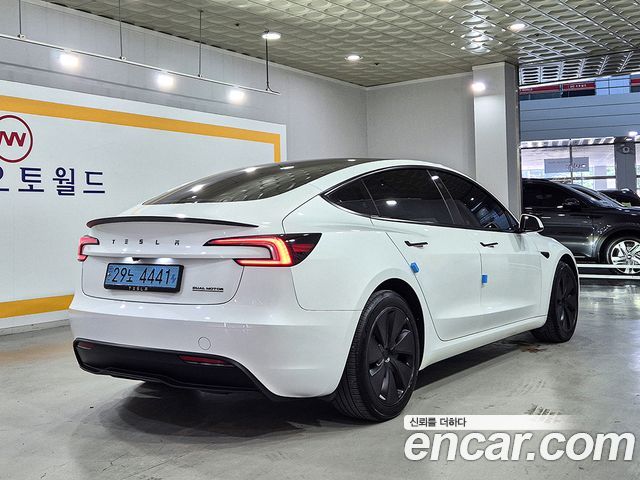 Tesla Model 3 Long Range AWD 2024 — фото 2