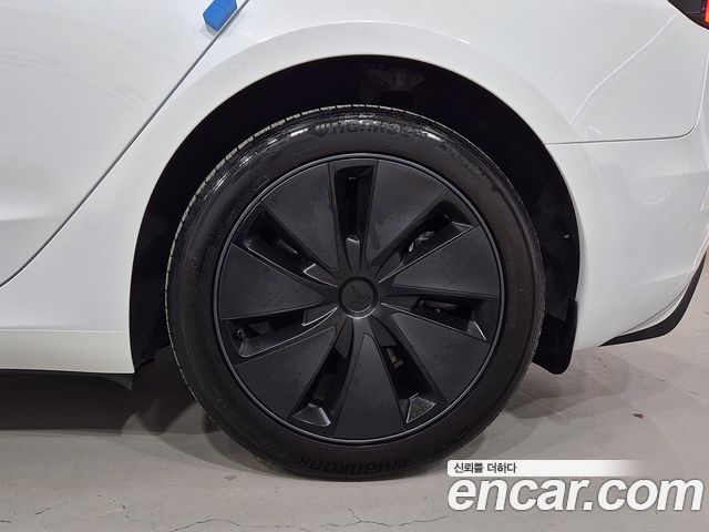 Tesla Model 3 Long Range AWD 2024 — фото 6