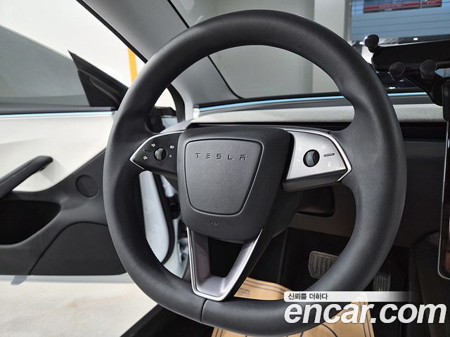 Tesla Model 3 Long Range AWD 2024 — фото 9
