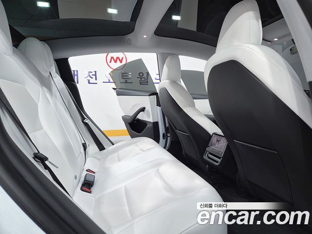 Tesla Model 3 Long Range AWD 2024 — фото 10