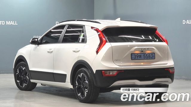 Kia Niro EV Air 2023 — фото 4