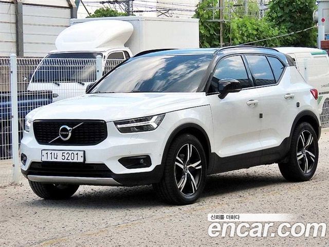 Volvo XC40 T4 R-Design